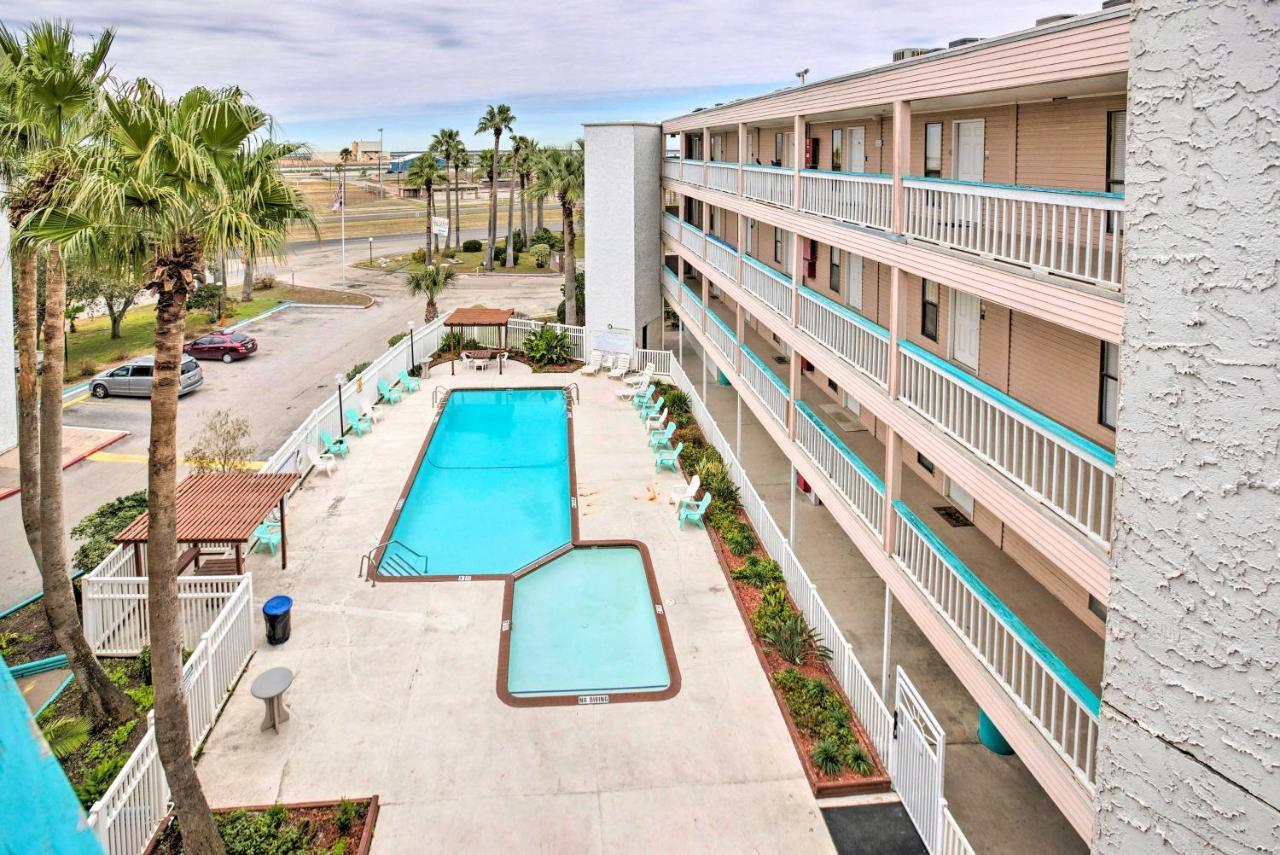 Oceanfront Corpus Christi Condo With Pool! エクステリア 写真